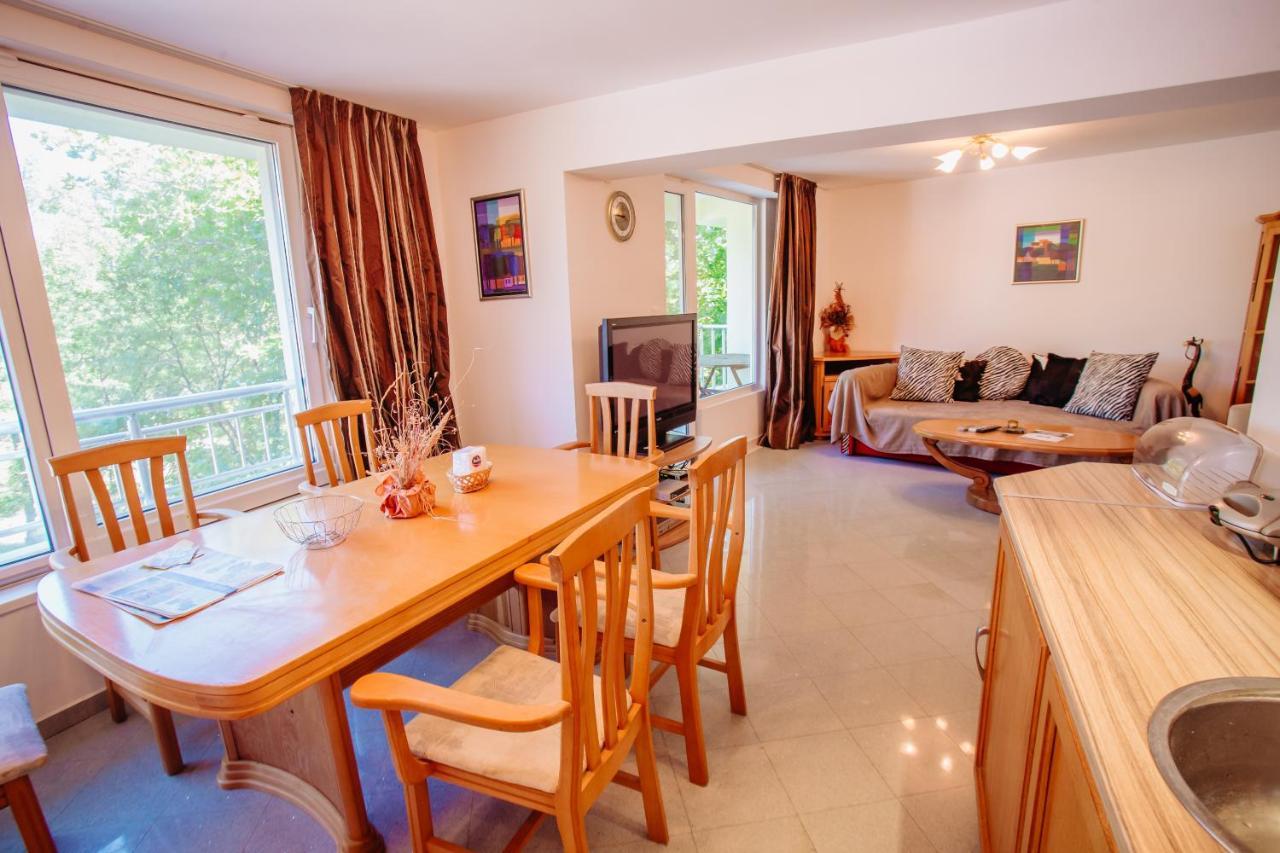 Mng Holiday Yassen Apartments Σάνι Μπιτς Εξωτερικό φωτογραφία