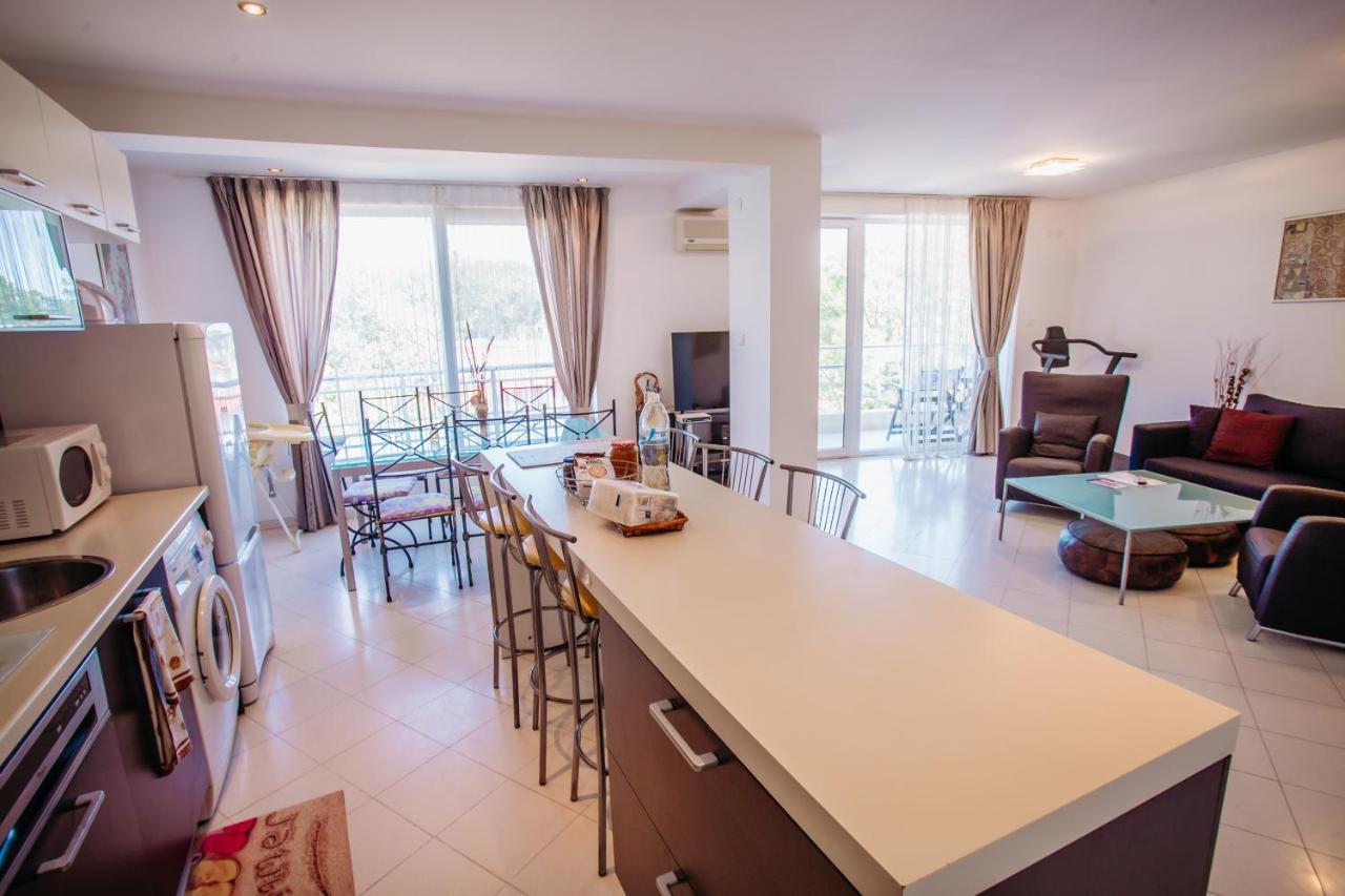 Mng Holiday Yassen Apartments Σάνι Μπιτς Εξωτερικό φωτογραφία