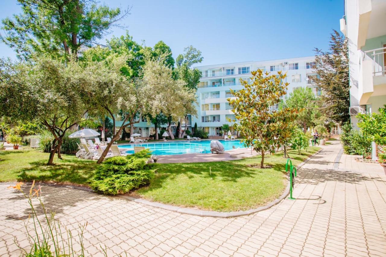 Mng Holiday Yassen Apartments Σάνι Μπιτς Εξωτερικό φωτογραφία